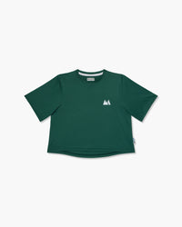 Maglietta crop Mountain Logo verde scuro con piccolo logo a montagna bianco sul petto, vista frontale