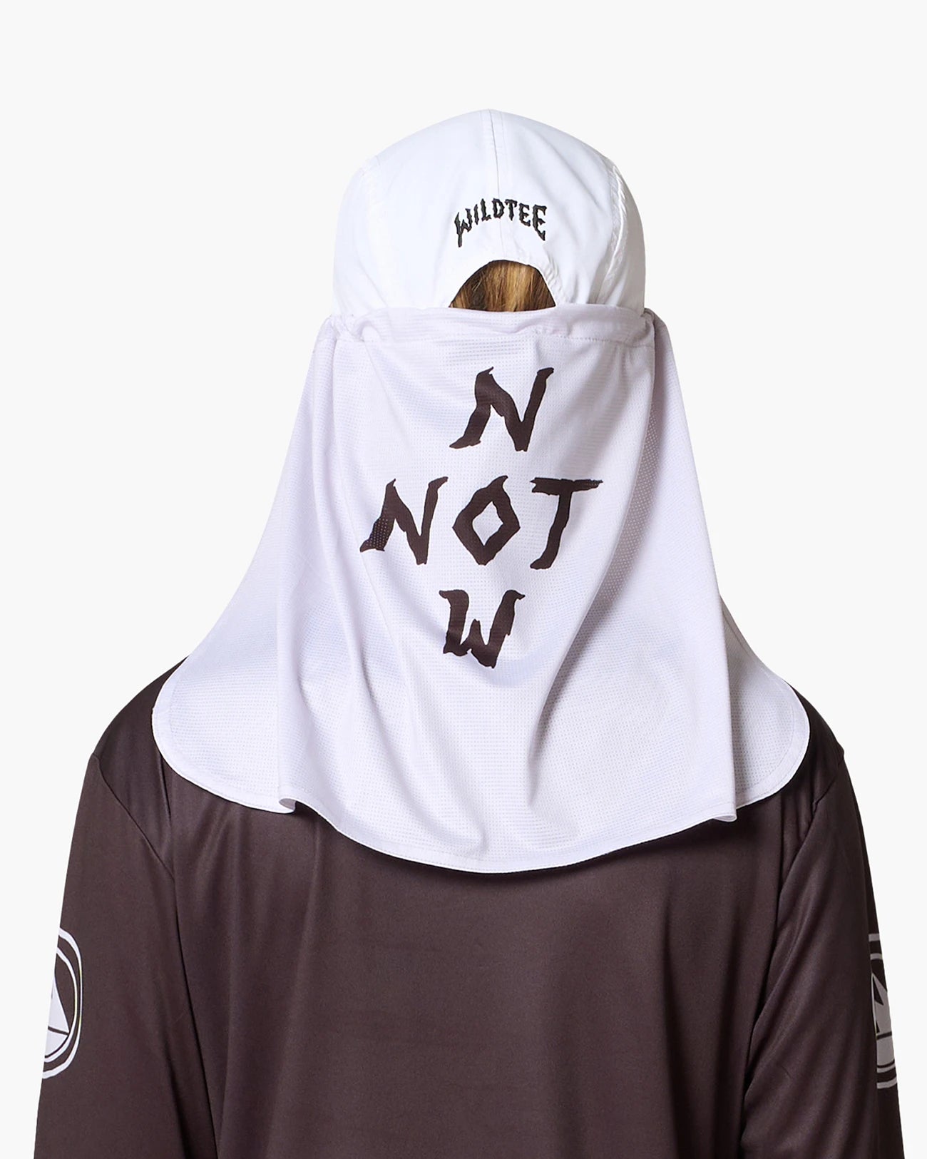 Not Now Neck Flap Immagine dettagliata