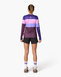Maglia a maniche lunghe, indossata, vista posteriore