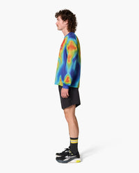 Maglia a maniche lunghe, indossata, vista laterale