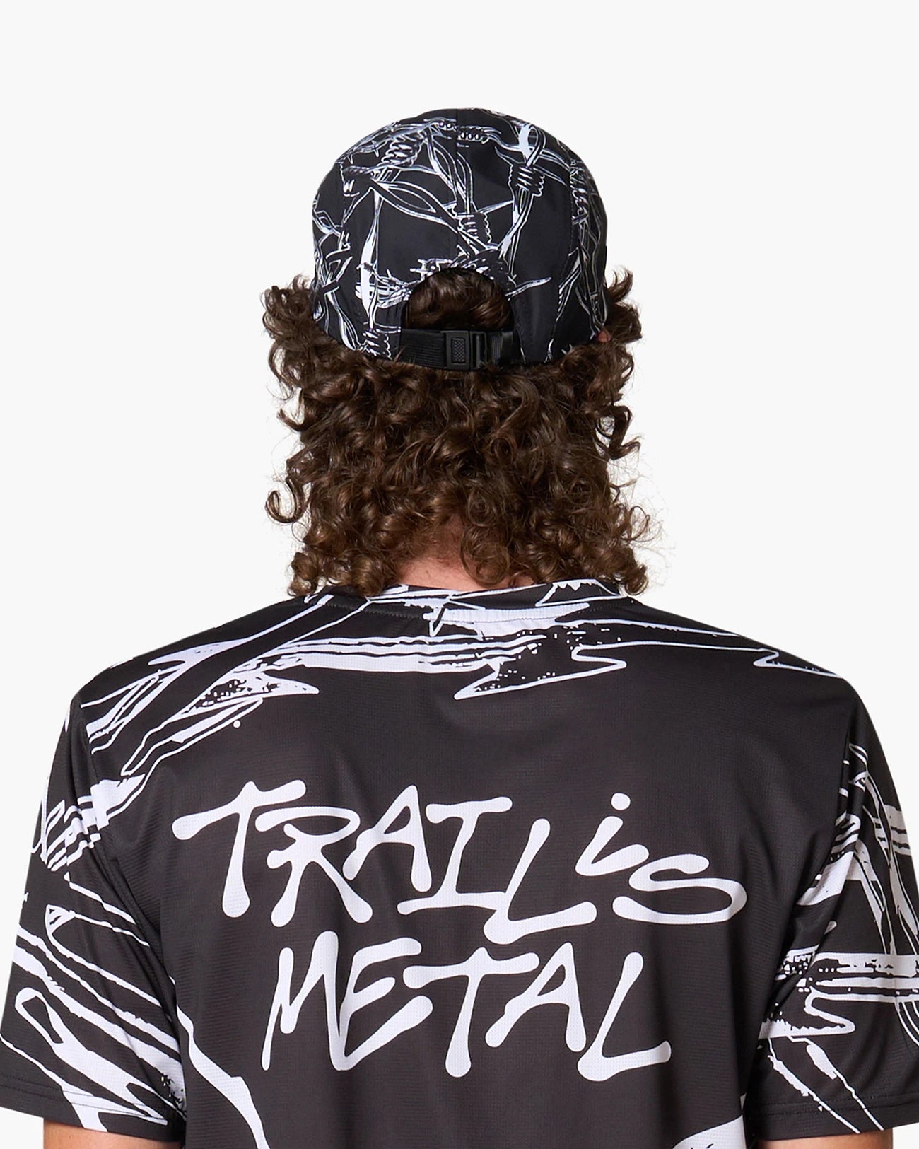 Wild Tee x Sterrato "Trail is Metal" Endurance Cap Immagine dettagliata