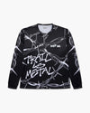 Maglia maniche lunghe nera con grafica bianca di filo spinato e scritta Trail is Metal, vista frontale